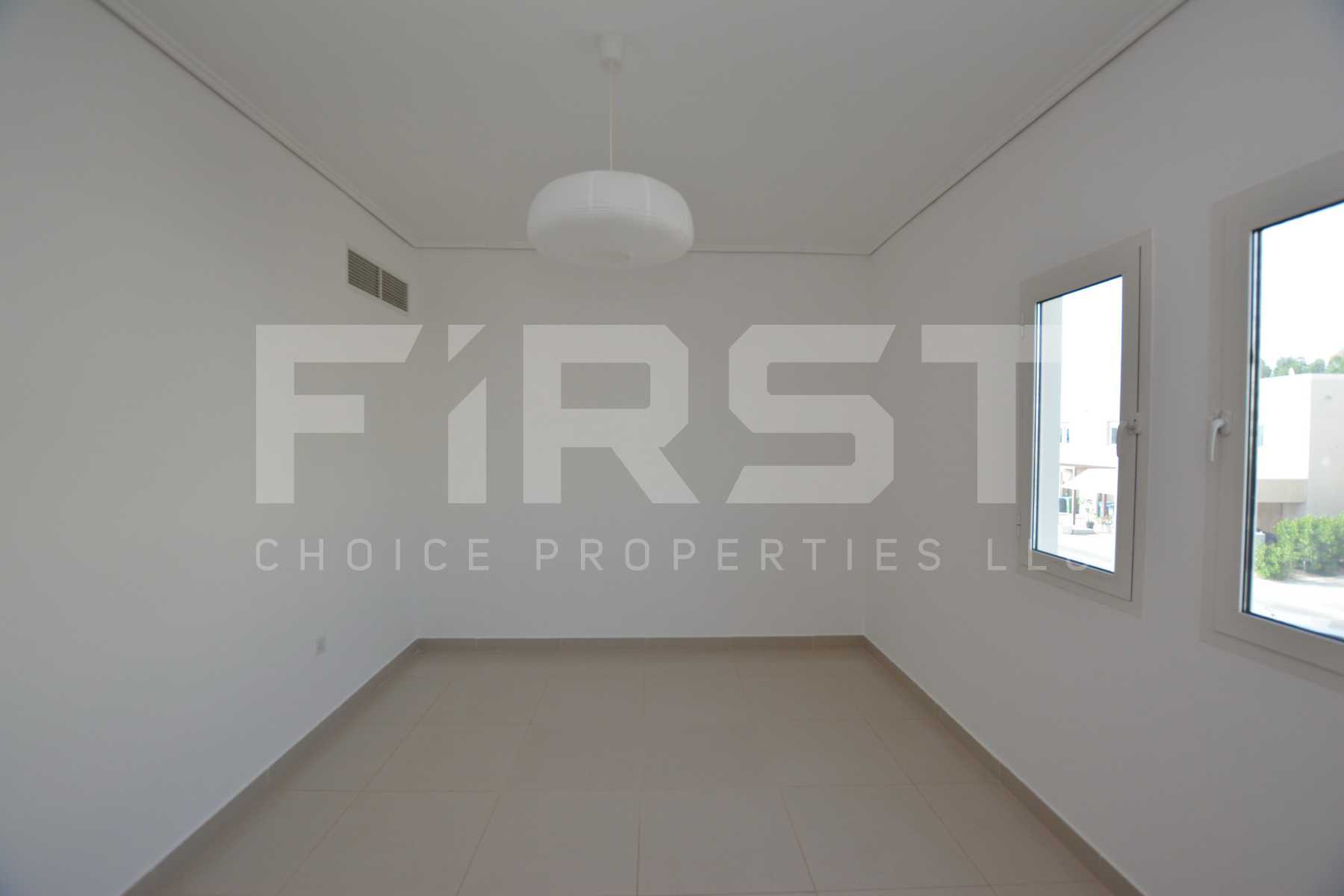 Internal Photo of 5 Bedroom Villa in Al Reef Villas 348.3 sq.m 3749 sq.ft (89).jpg
