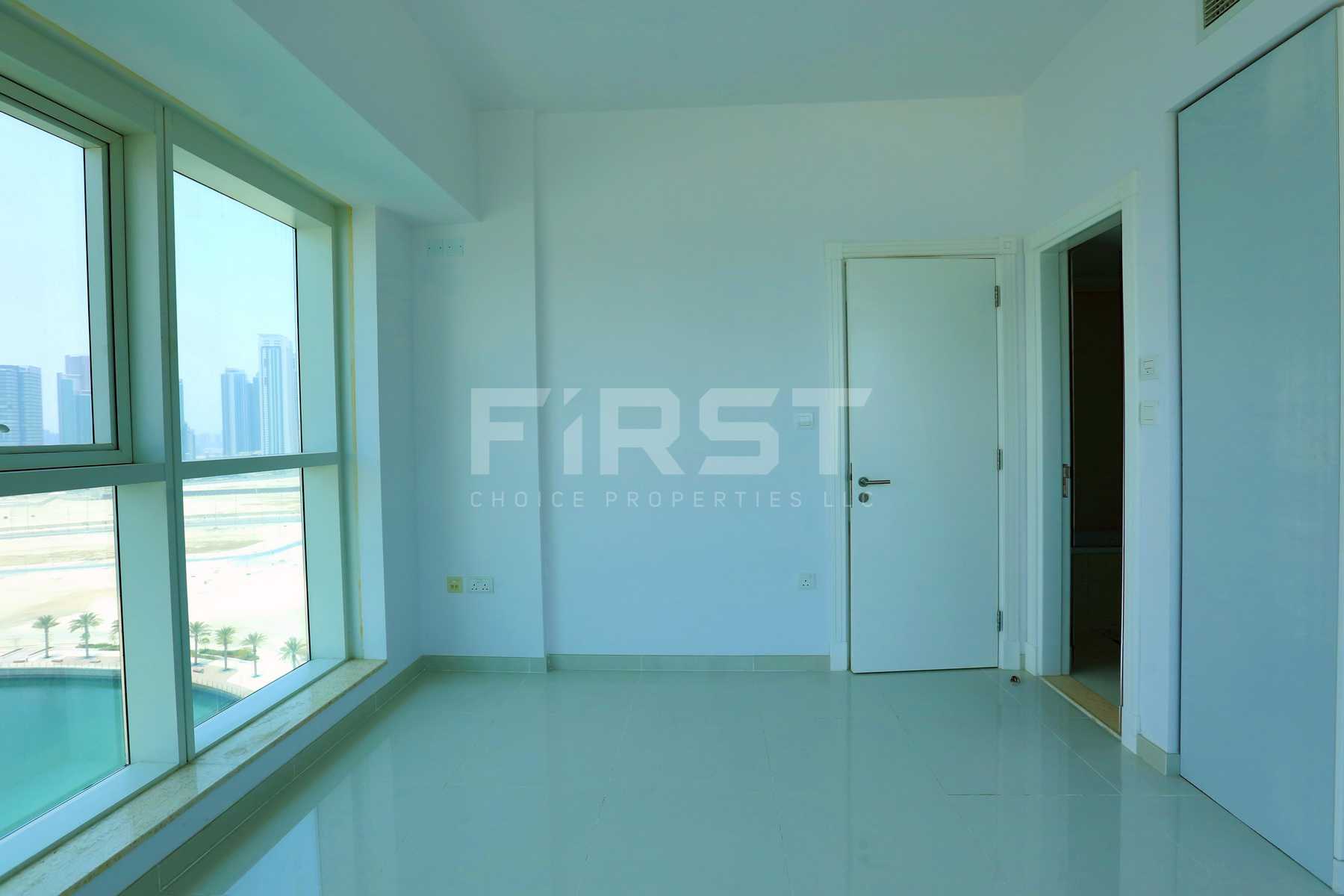 Internal Photo of 2 Bedroom Apartment in Marina bay by Damac Najmat Abu Dhabi Al Reem Island Abu Dhabi UAE (17).jpg