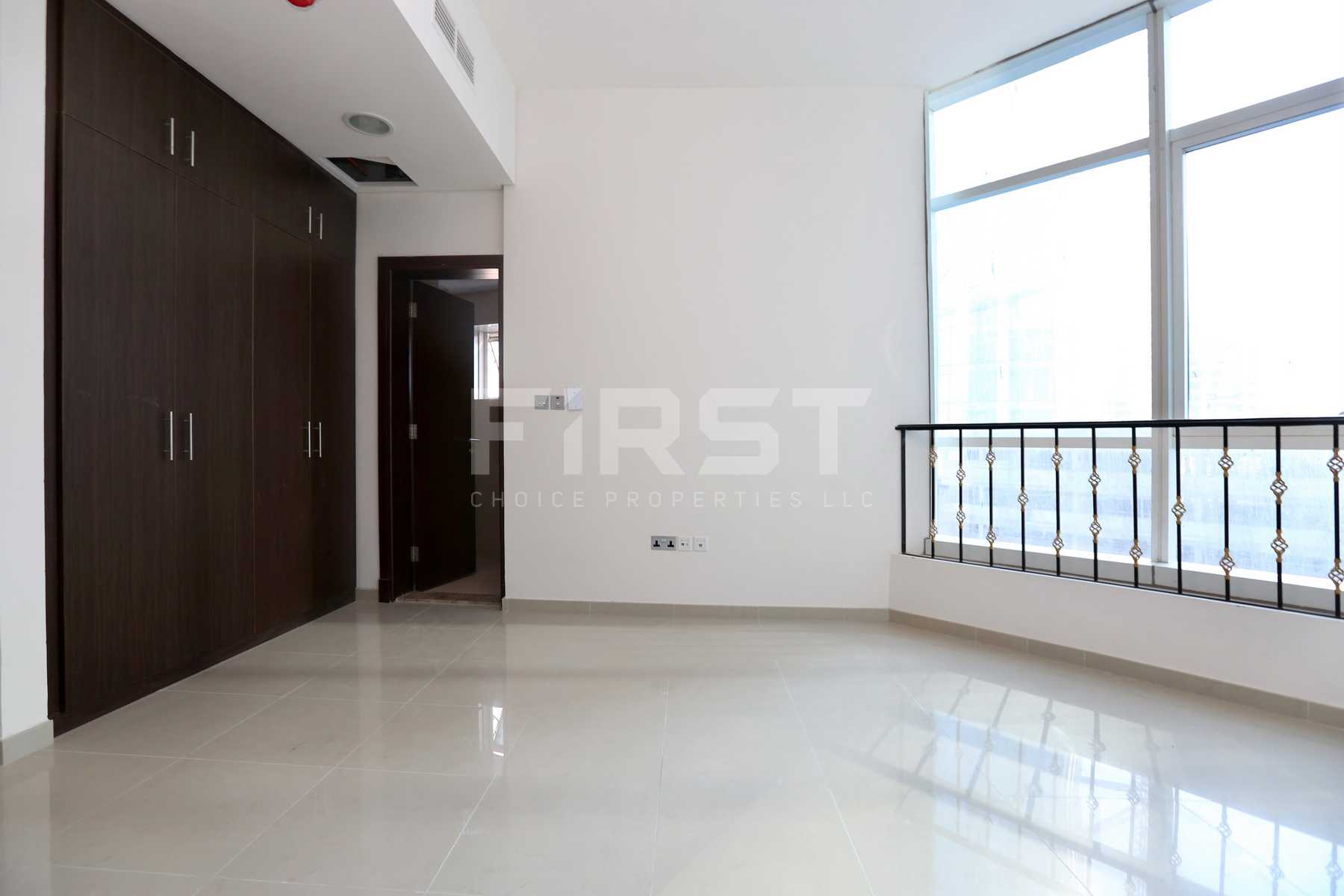 Internal Photo of 2 Bedroom Apartment in Hydra Avenue City of Lights Al Reem Island Abu Dhabi UAE (9).jpg