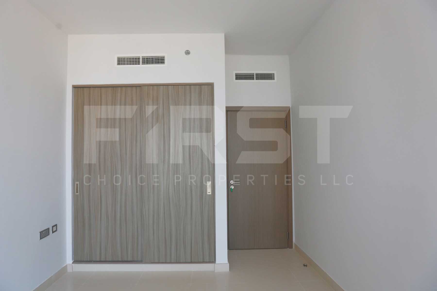 Internal Photo of 1 Bedroom Apartment in Meera Shams Al Reem Island Abu Dhabi UAE (4).jpg