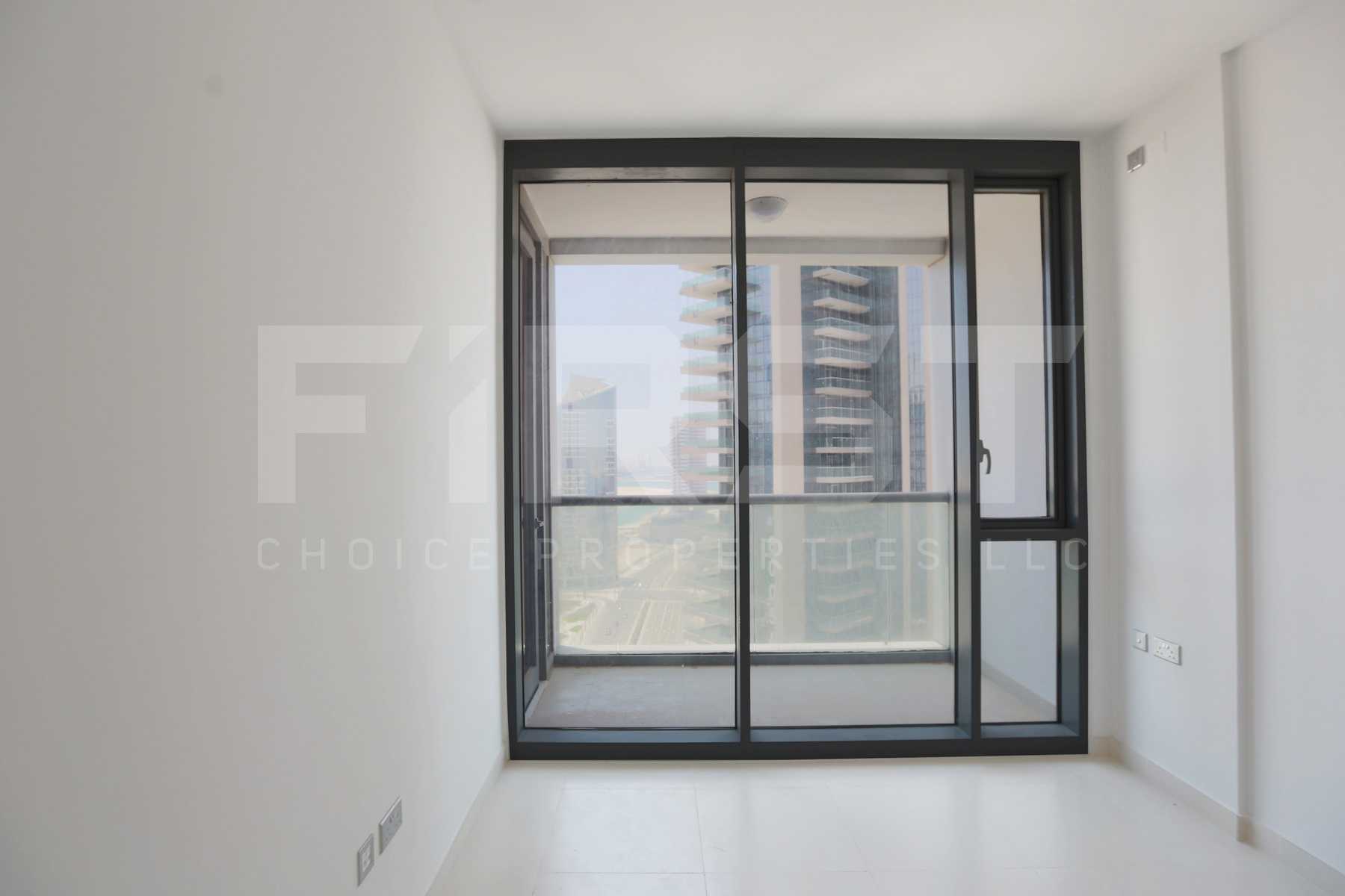 Internal Photo of 1 Bedroom Apartment in Meera Shams Al Reem Island Abu Dhabi UAE (6).jpg