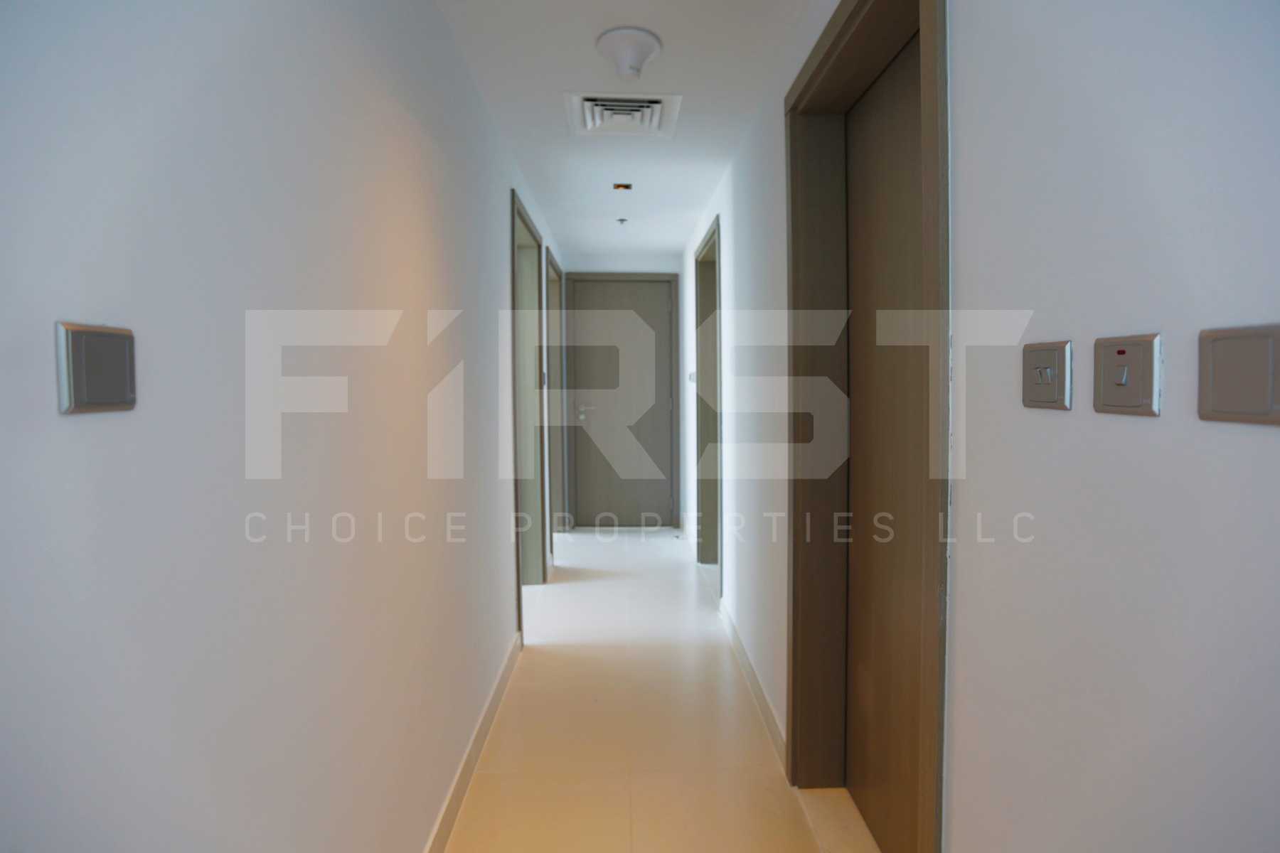 Internal Photo of 3 Bedroom Apartment in Meera Shams Al Reem Island Abu Dhabi UAE (6).jpg