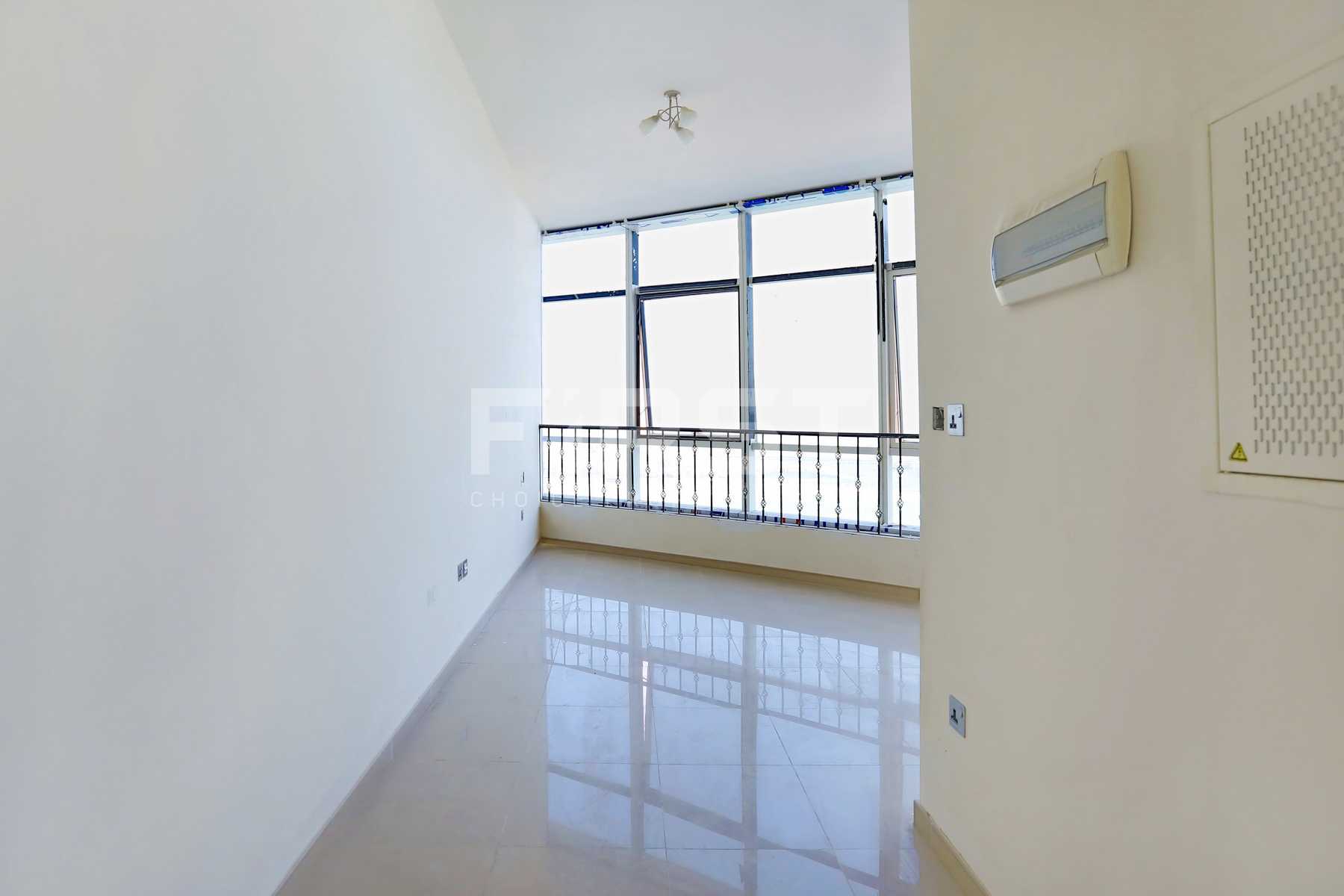 Internal Photo of Studio Apartment in Hydra Avenue City of Lights Al Reem Island Abu Dhabi UAE  (1).jpg