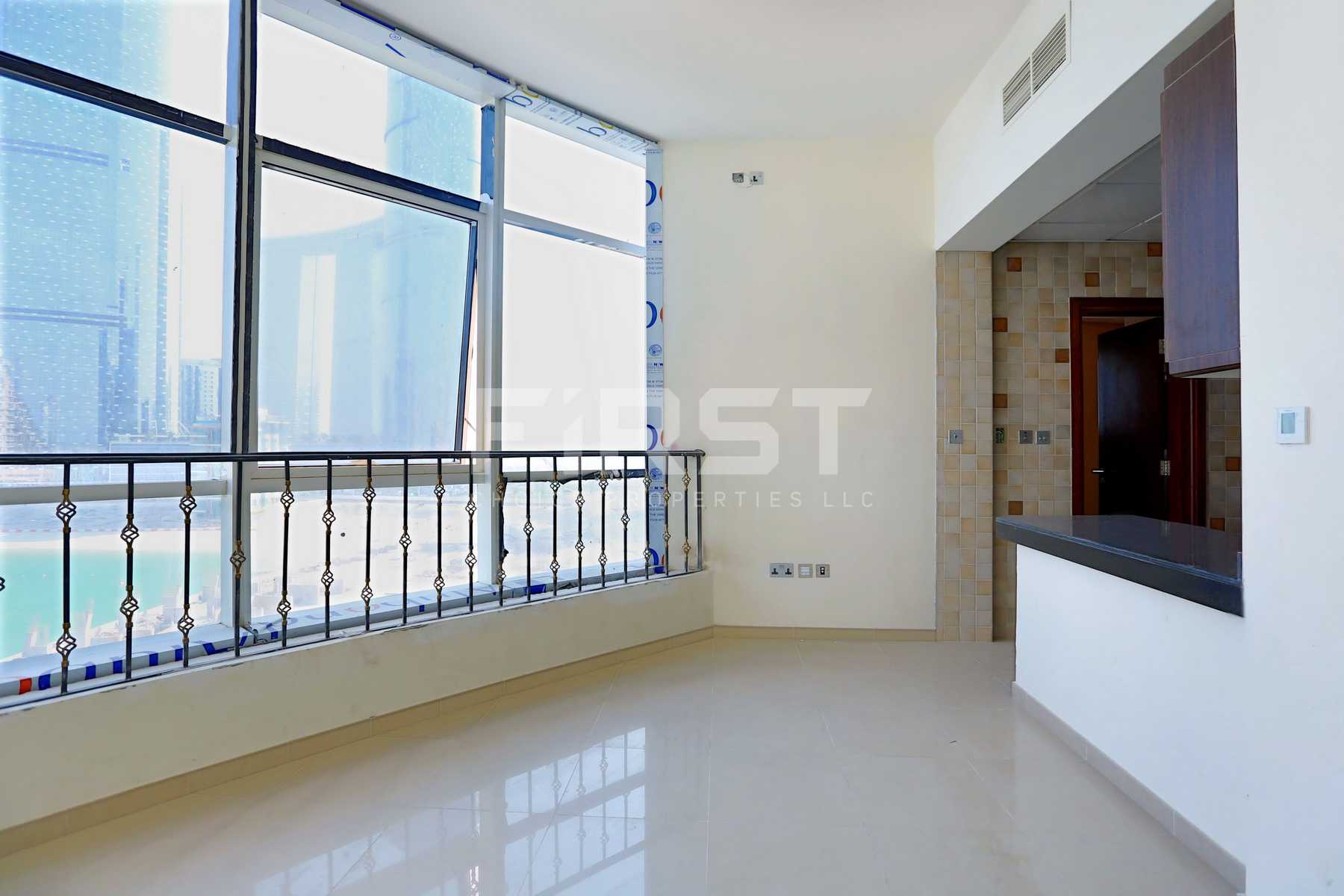 Internal Photo of Studio Apartment in Hydra Avenue City of Lights Al Reem Island Abu Dhabi UAE  (2).jpg