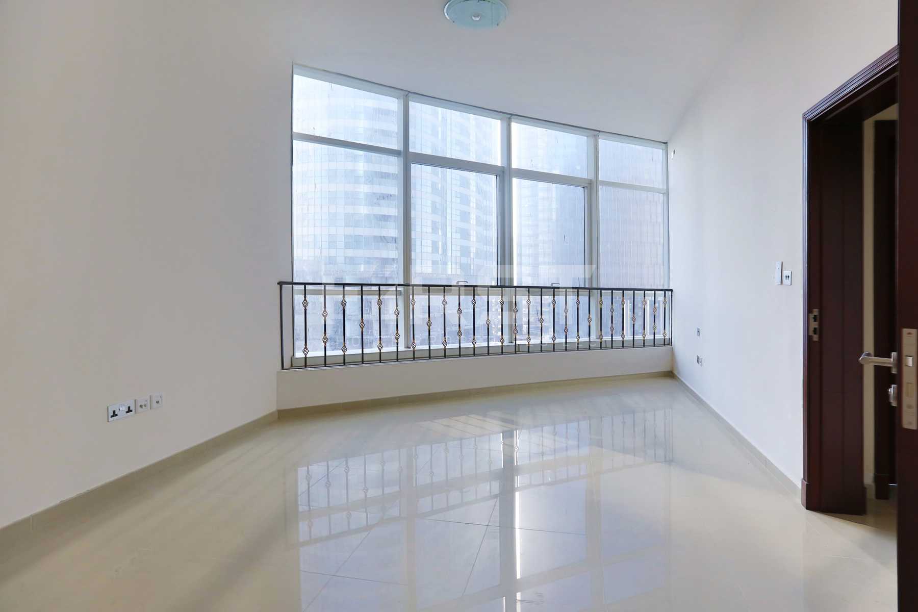 Internal Photo of 2 Bedroom Apartment in Hydra Avenue City of Lights Al Reem Island Abu Dhabi UAE (11).jpg