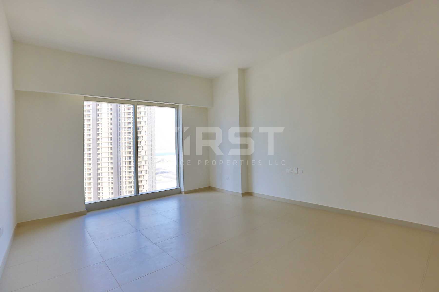 Internal Photo of Studio Apartment in The Arc Al Reem Island Abu Dhabi UAE (16).jpg