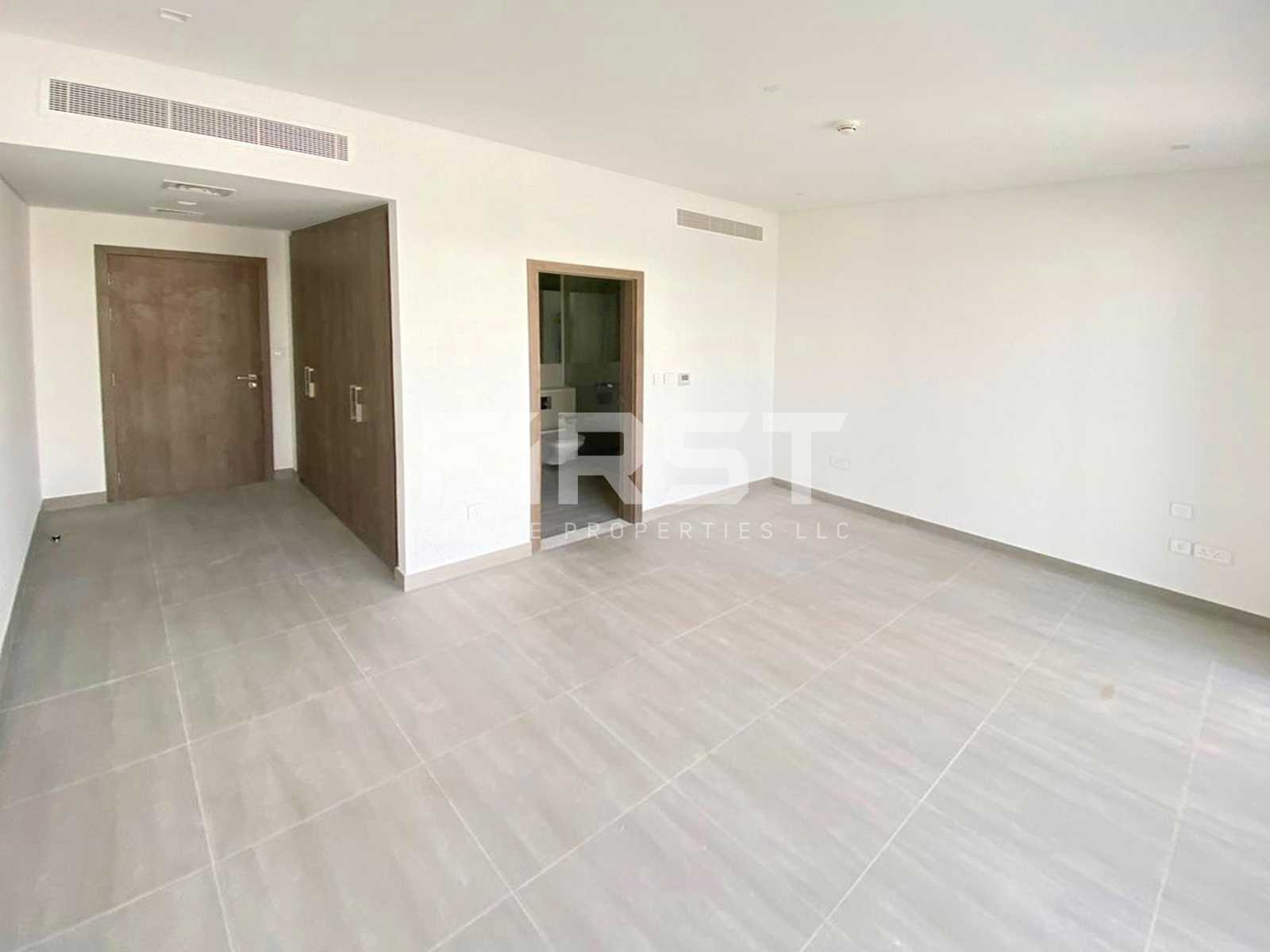 External Photo of 4 Bedroom Duplex Type 4Y in Yas Acres Yas Island AUH UAE (7).jpg