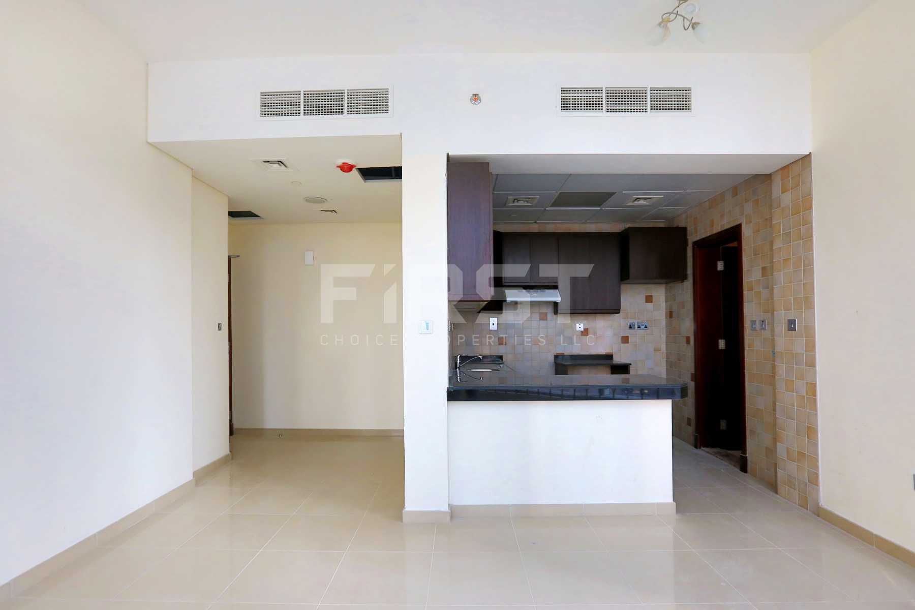 Internal Photo of Studio Apartment in Hydra Avenue City of Lights Al Reem Island Abu Dhabi UAE  (6).jpg