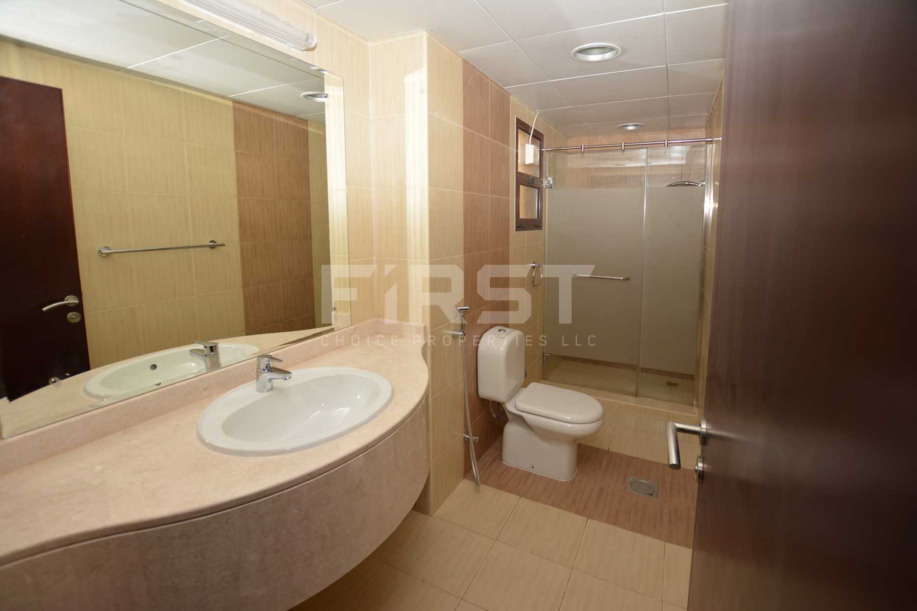 Internal Photo of 2 Bedroom Villa in Hydra Village Abu Dhabi UAE (19).jpg