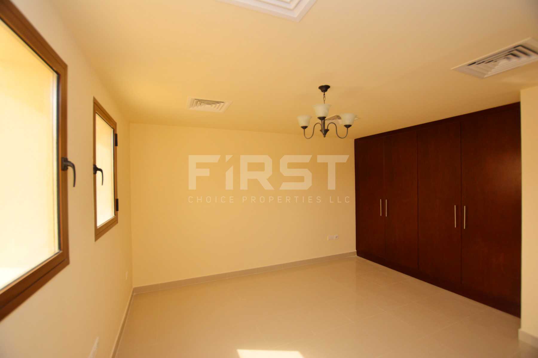 Internal Photo of 3 Bedroom Villa in Hydra Village Abu Dhabi UAE. (25).jpg