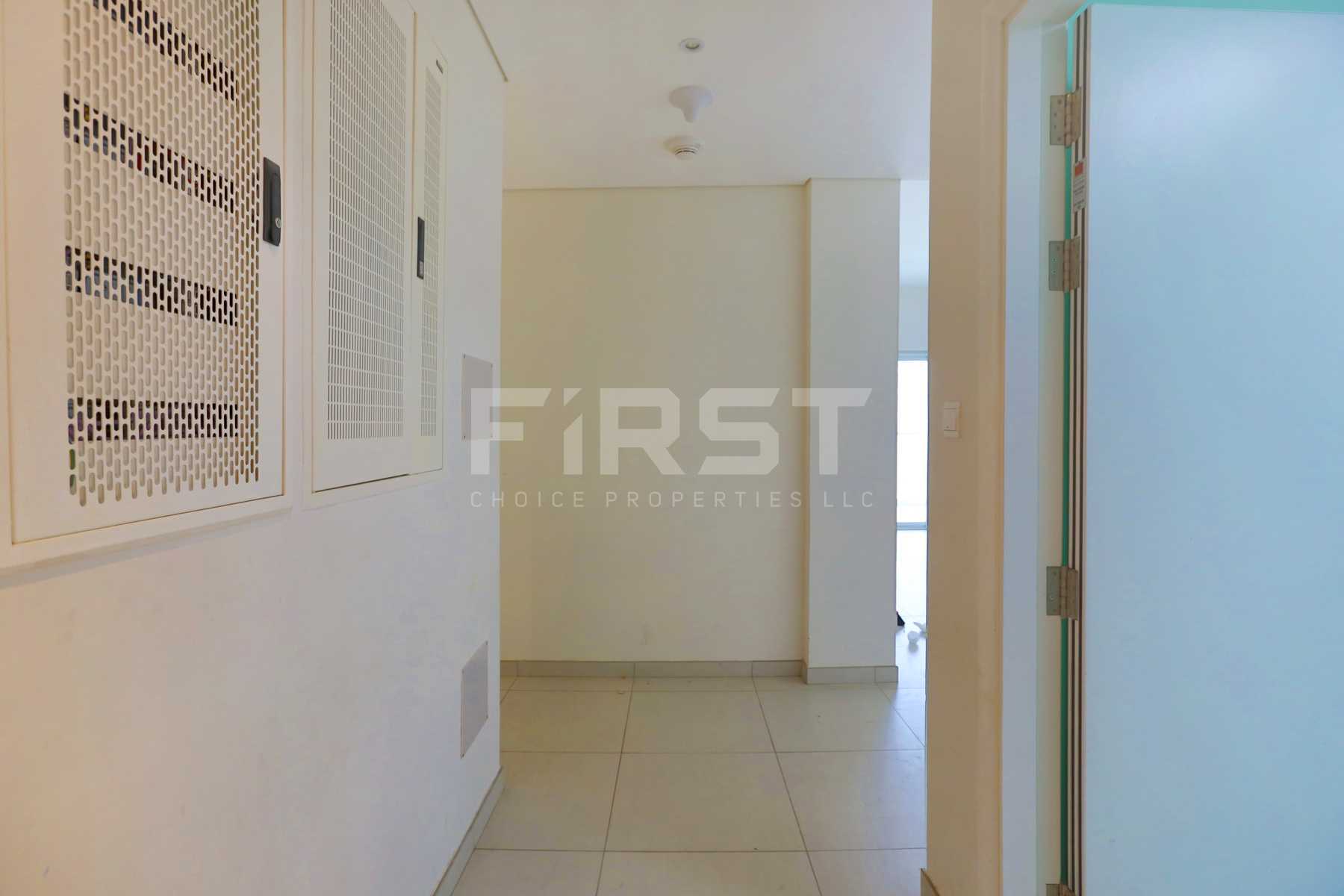 Internal Photo of 2 Bedroom Apartment in Amaya Towers Shams Abu Dhabi Al Reem Island Abu Dhabi UAE (1).jpg