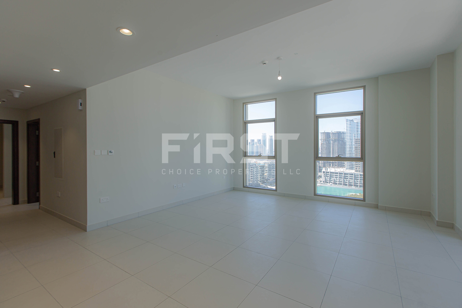 Internal Photo of 2 Bedroom Apartment in Reflection Shams Abu Dhabi Al Reem Island Abu Dhabi UAE (7).jpg