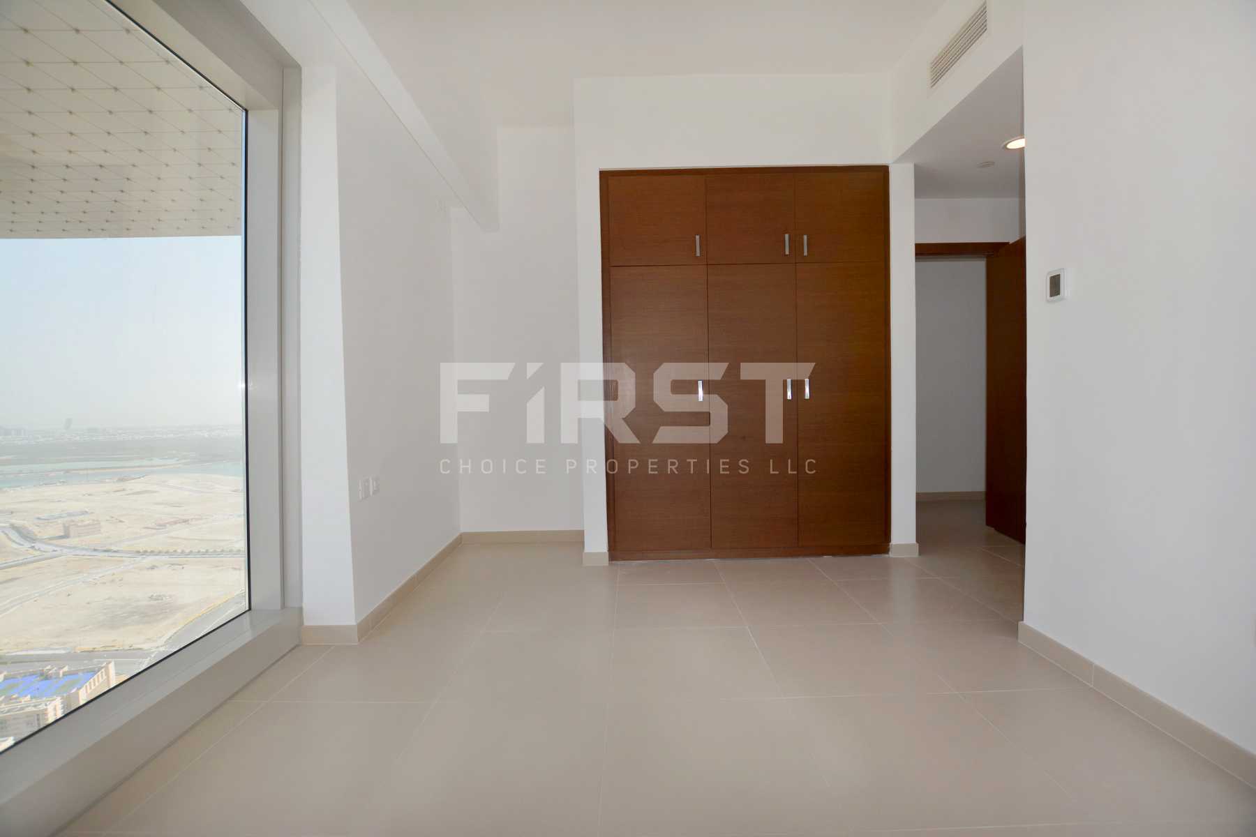 Internal Photo of 3 Bedroom Apartment in The Gate Tower Shams Abu Dhabi Al Reem Island Abu Dhabi UAE (20).jpg