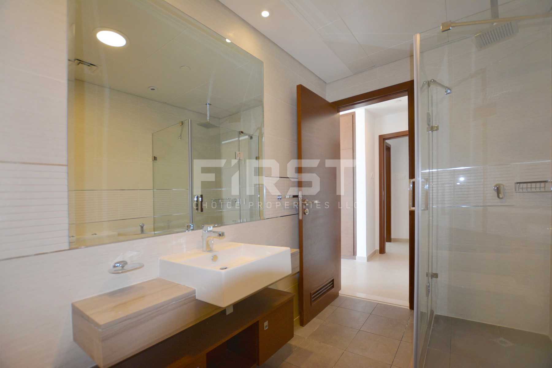 Internal Photo of 3 Bedroom Apartment in The Gate Tower Shams Abu Dhabi Al Reem Island Abu Dhabi UAE (22).jpg