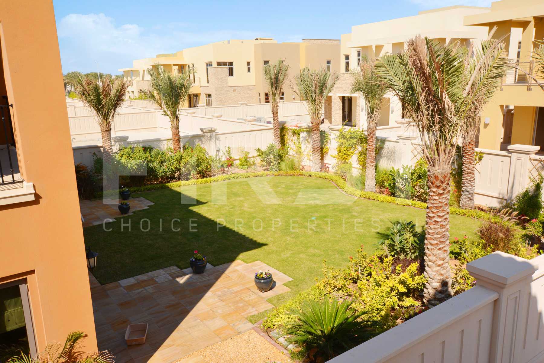 External Photo of 4 Bedroom Villa in Saadiyat Beach Villas Saadiyat Island Abu Dhabi UAE (3).jpg