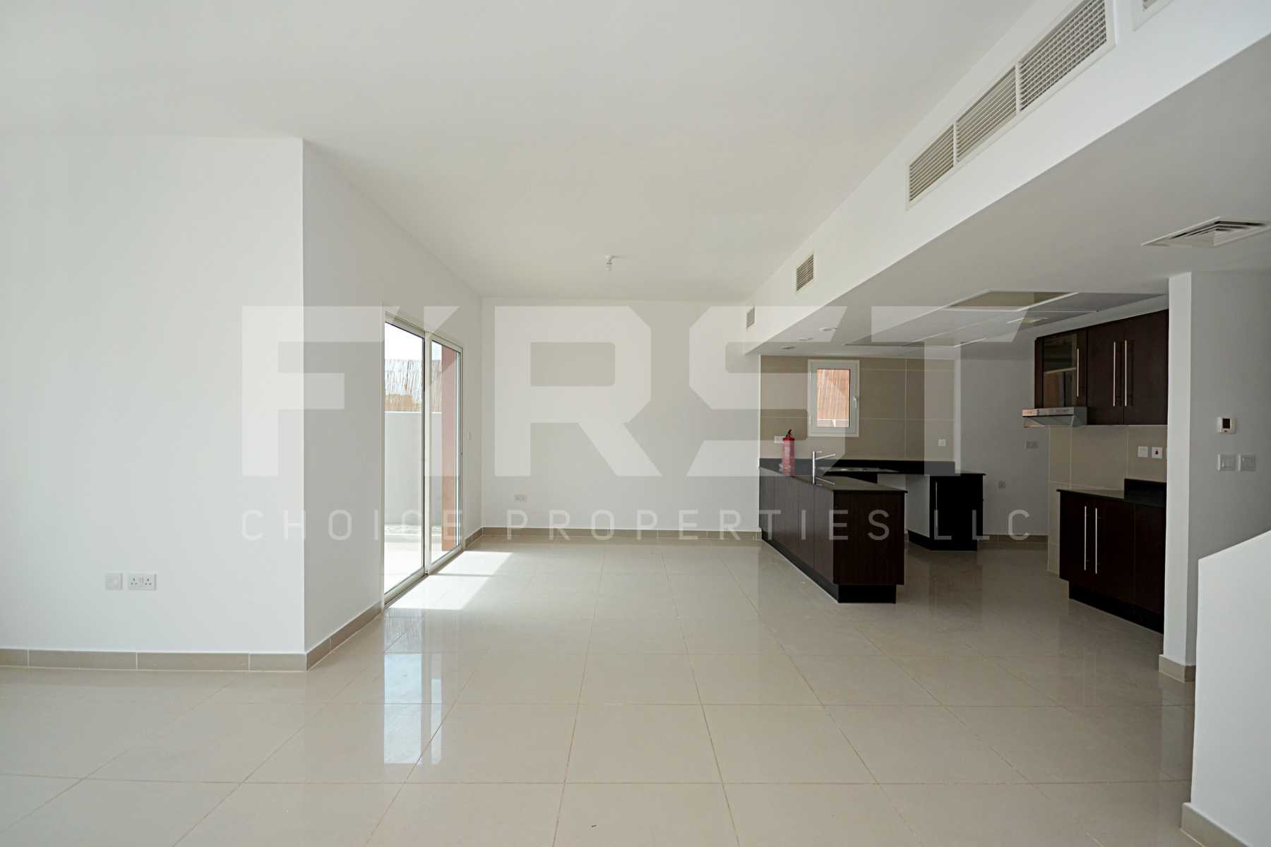 Internal Photo of 4 Bedroom Villa in Al Reef Villas Al Reef Abu Dhabi UAE  2858 sq (5).jpg