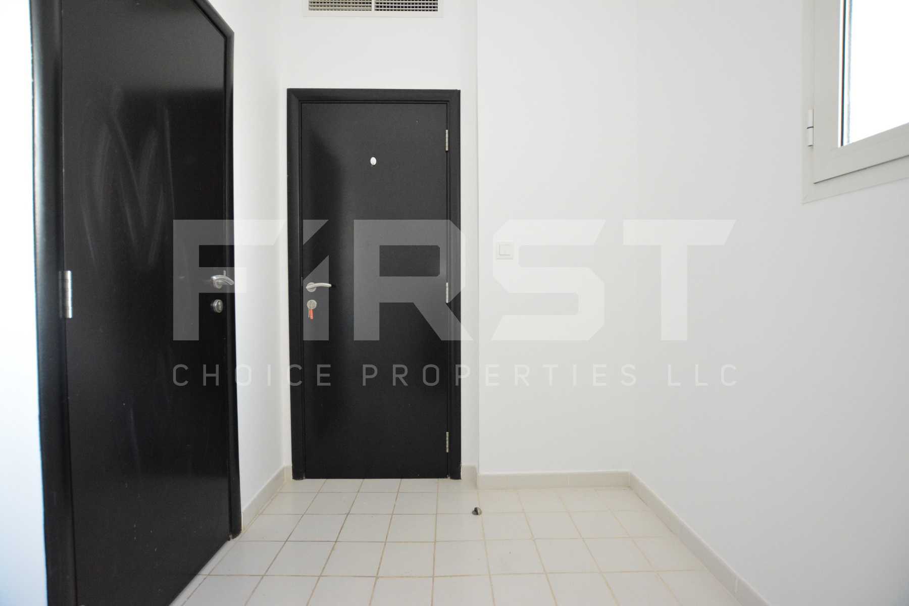 Internal Photo of 5 Bedroom Villa in Al Reef Villas 348.3 sq.m-3749 sq.ft-Abu Dhabi -UAE (18).jpg