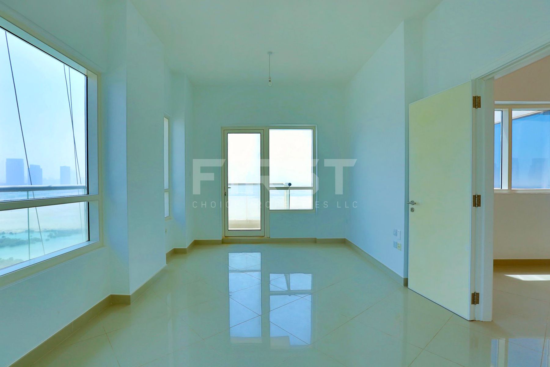 Internal Photo of 1 Bedroom Apartment in Oceanscape Shams Abu Dhabi Abu Dhabi UAE (8).jpg