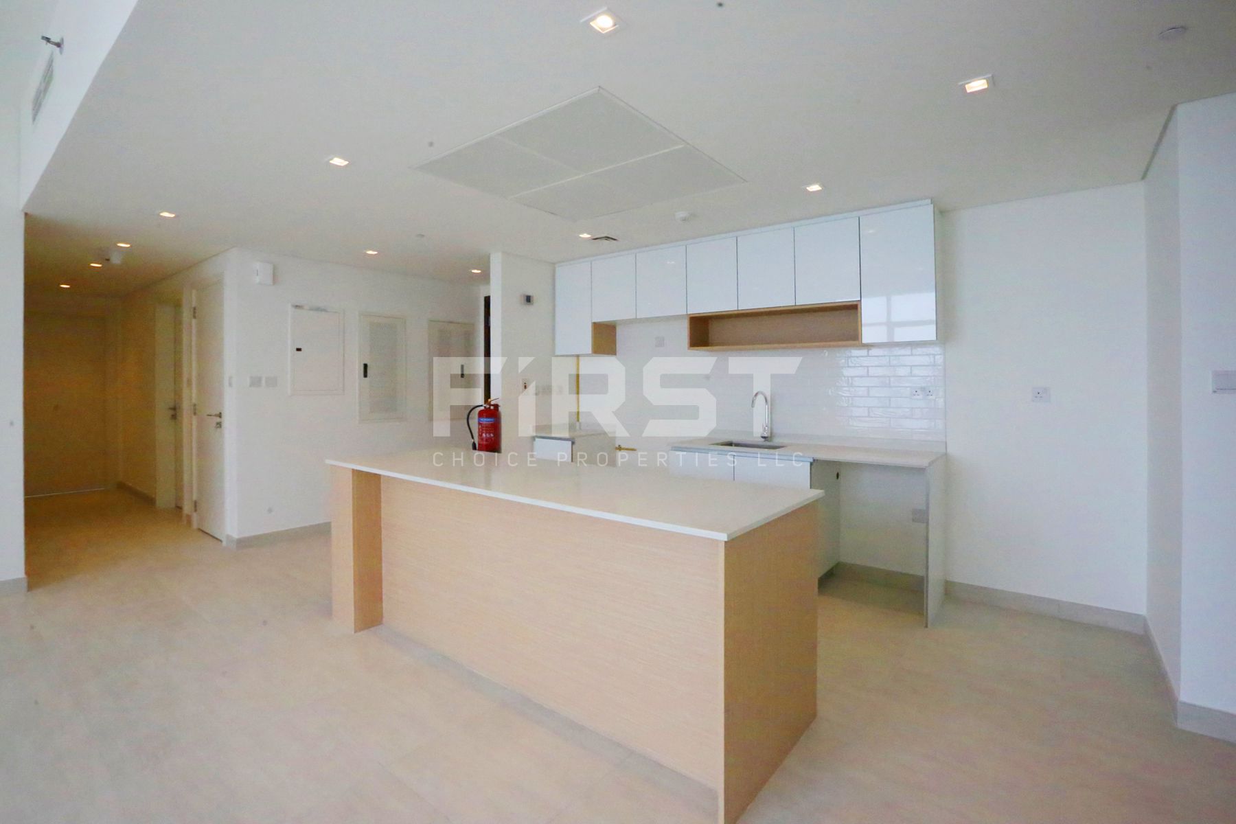 Internal Photo of 3 Bedroom Apartment in The Bridges Shams Abu Dhabi Al Reem Island Abu Dhabi UAE (4).jpg