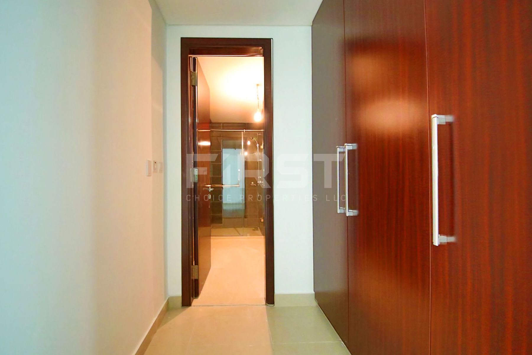 Internal Photo of 4 Bedroom Apartment in MAG 5 Marina Square Al Reem Island Abu Dhabi UAE (2).jpg