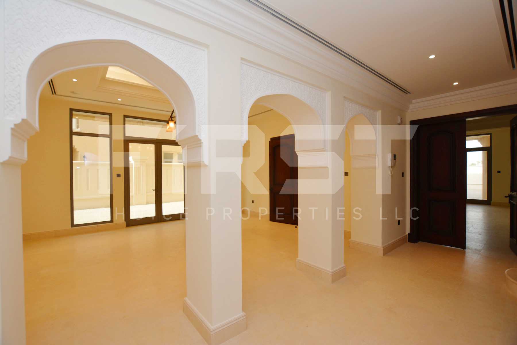 Internal Photo of Delux 5 Bedroom Villa in Saadiyat Beach Villas Saadiyat Island Abu Dhabi UAE (6).jpg