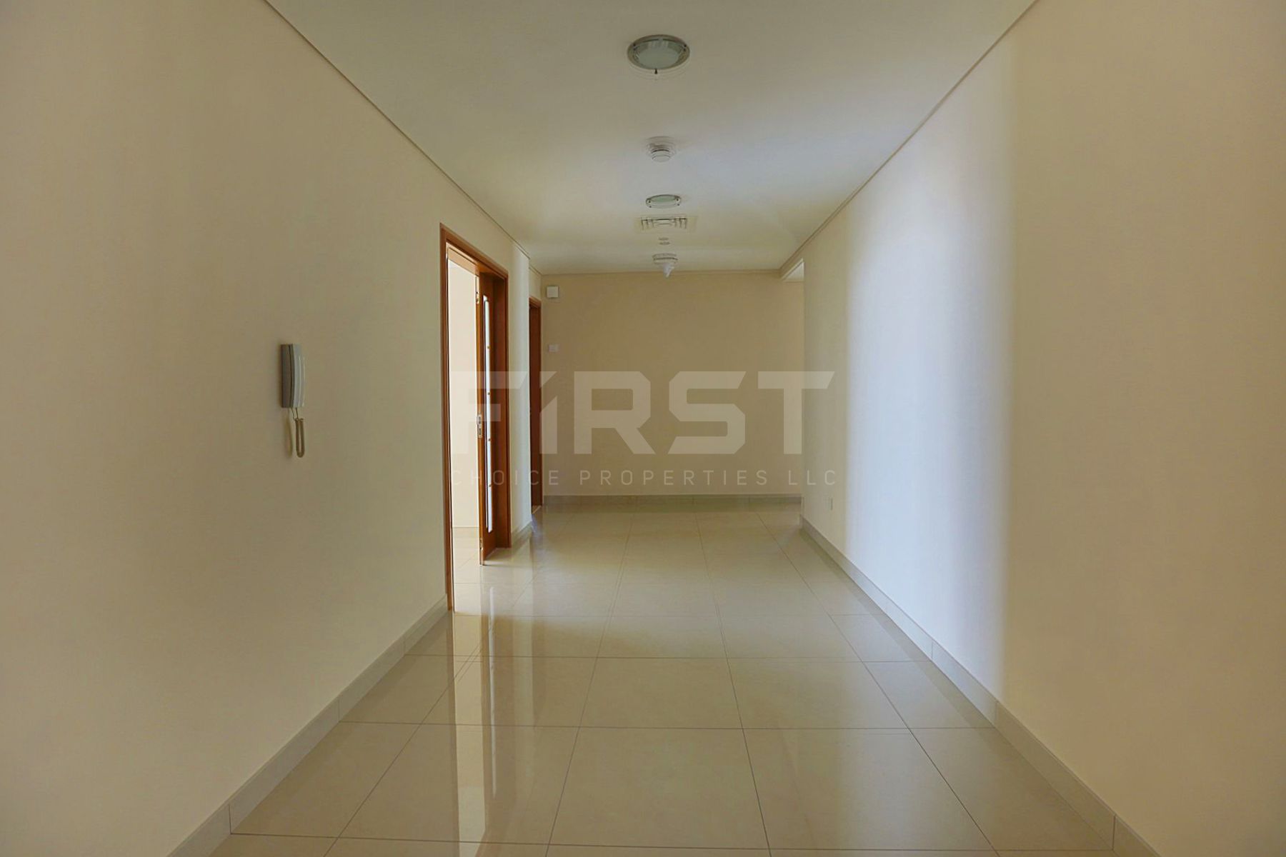Internal Photo of 2 Bedroom Apartment in Beach Towers Shams Abu Dhabi Al Reem Island Abu Dhabi UAE (1).jpg