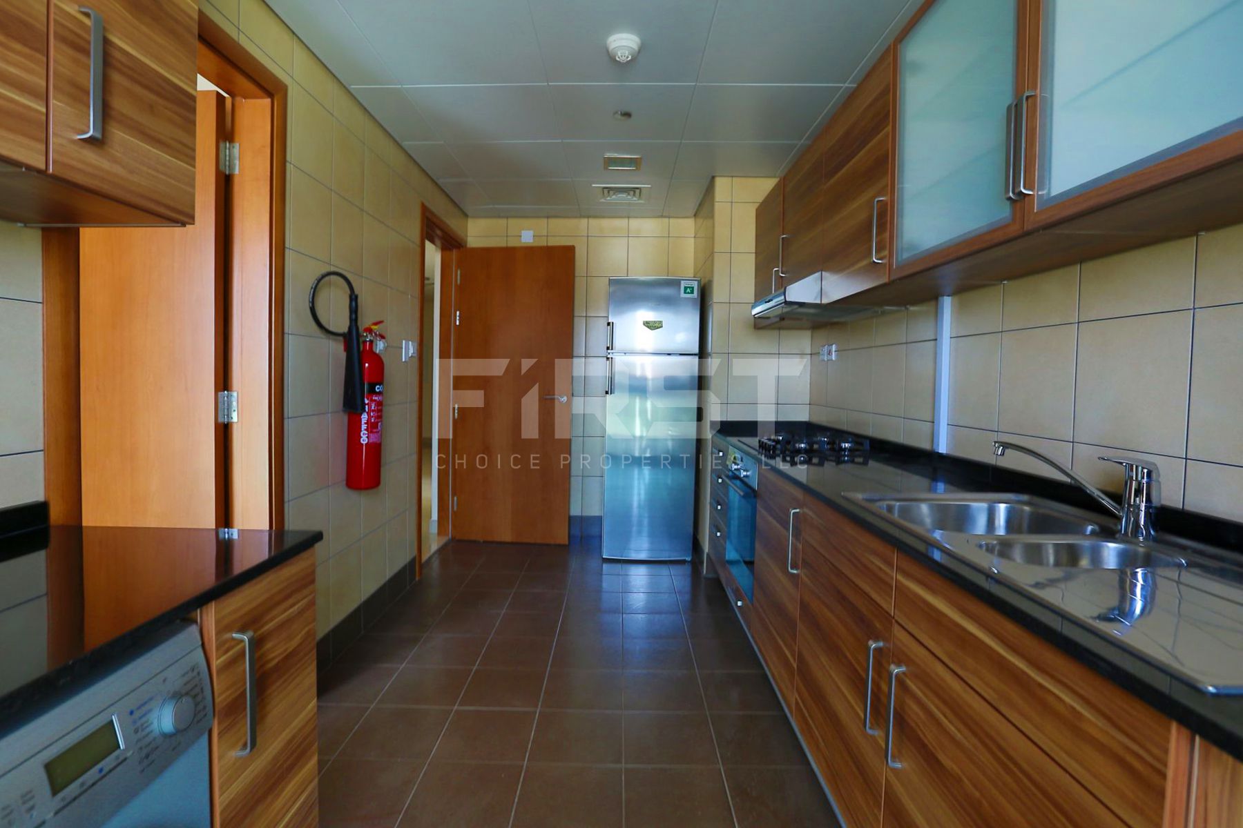 Internal Photo of 2 Bedroom Apartment in Beach Towers Shams Abu Dhabi Al Reem Island Abu Dhabi UAE (4).jpg