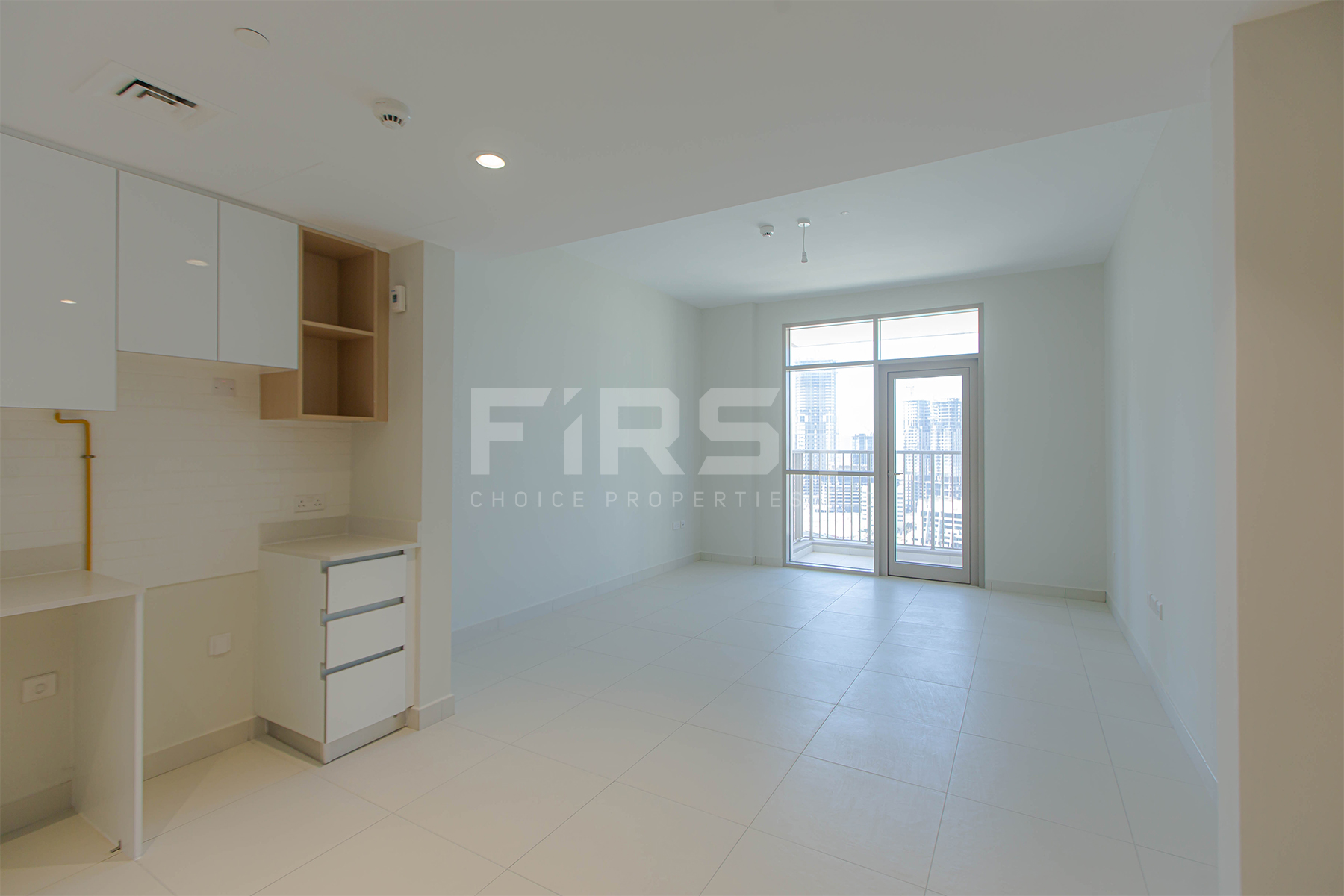 Internal Photo of 1 Bedroom Apartment in Reflection Shams Abu Dhabi Al Reem Island Abu Dhabi UAE (1).jpg