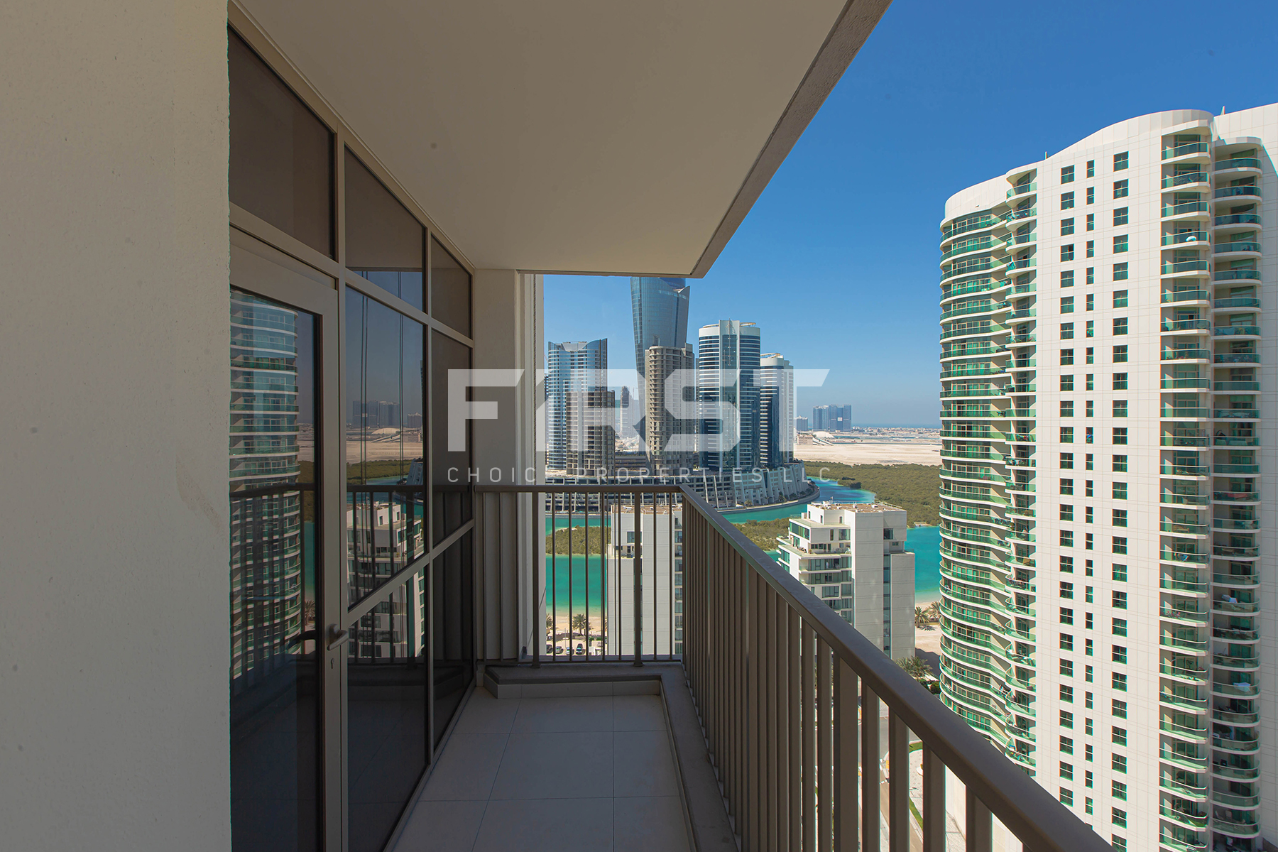 Internal Photo of 2 Bedroom Apartment in Reflection Shams Abu Dhabi Al Reem Island Abu Dhabi UAE (38).jpg