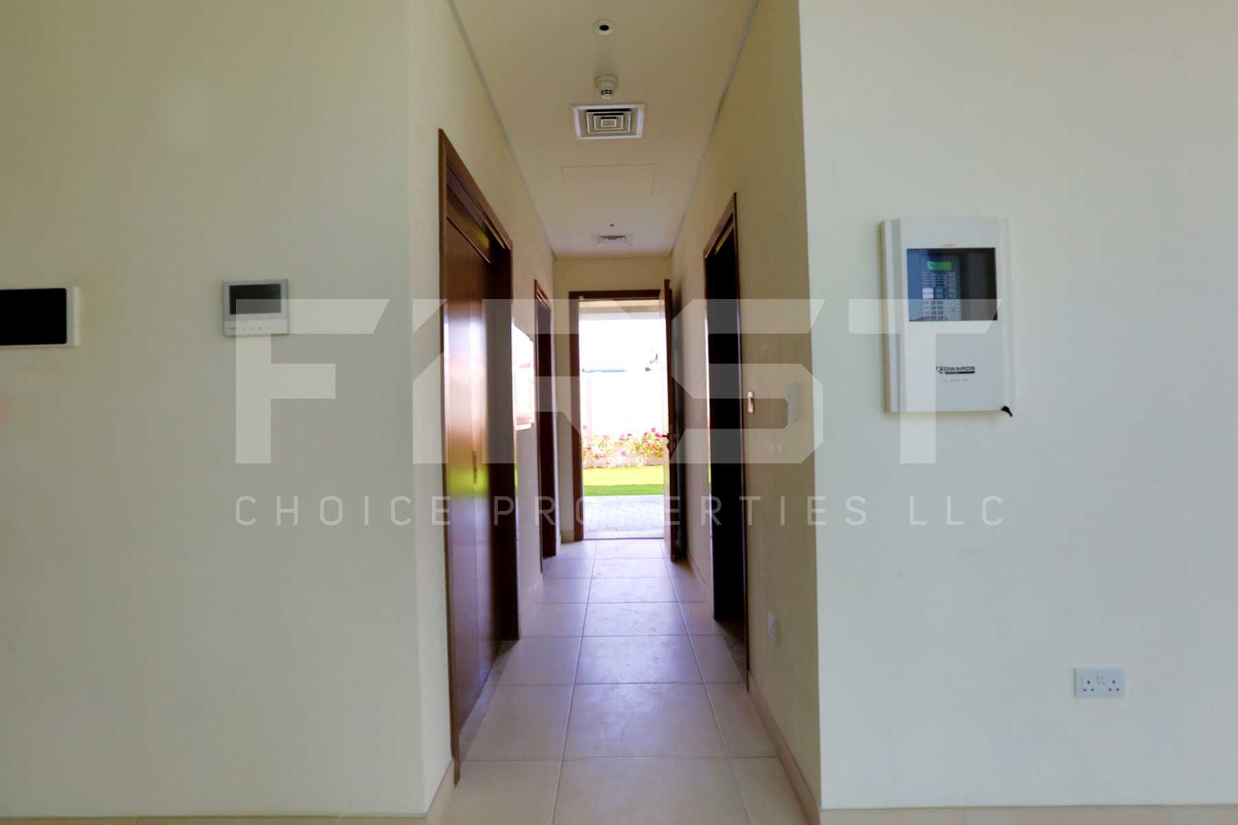 Internal Photo of 4 Bedroom Villa in West Yas Yas Island Abu Dhabi U.A (23).jpg