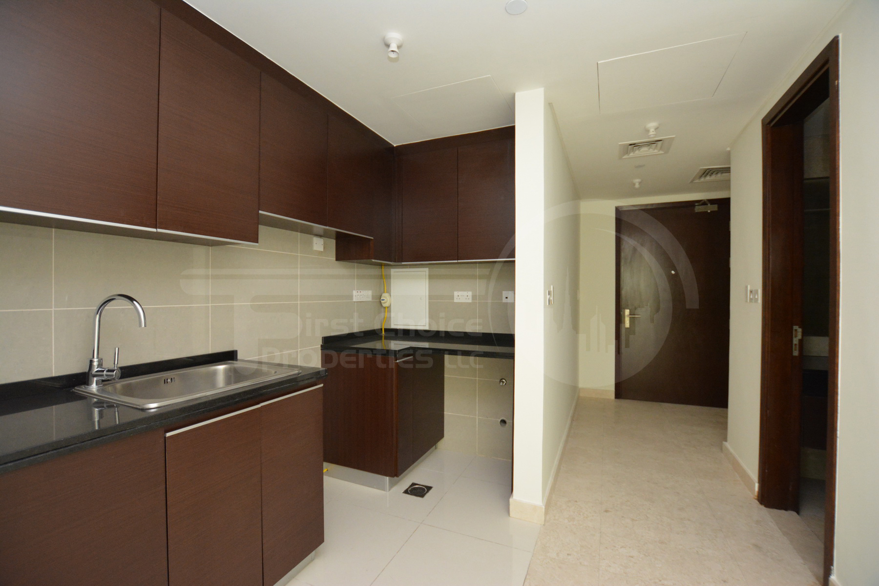 Studio Apartment - UAE - Abu Dhabi - Al Reem Island - Marina Heights. (14).JPG