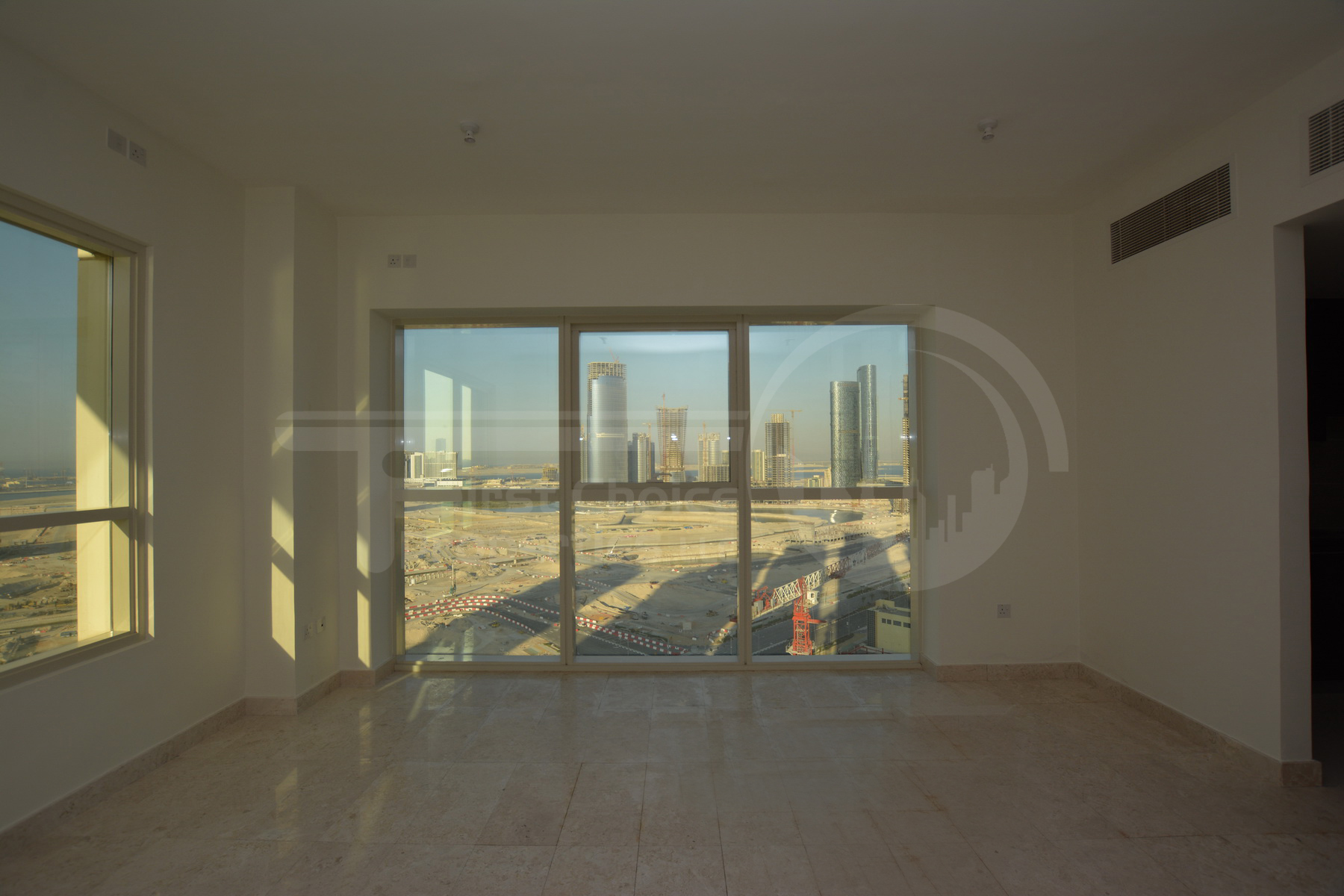 Studio Apartment - UAE - Abu Dhabi - Al Reem Island - Marina Heights. (19).JPG