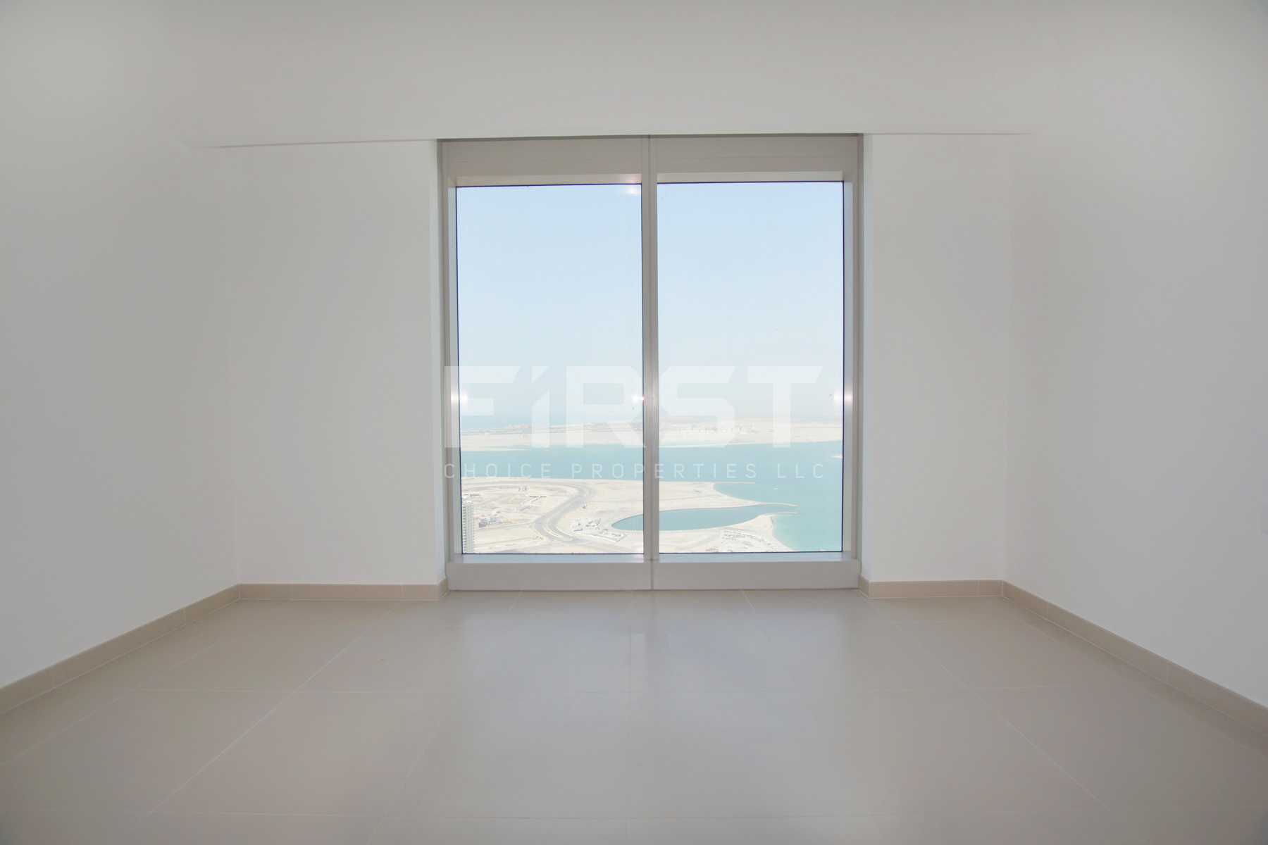 Internal Photo of 3 Bedroom Apartment in The Gate Tower Shams Abu Dhabi Al Reem Island Abu Dhabi UAE (12).jpg