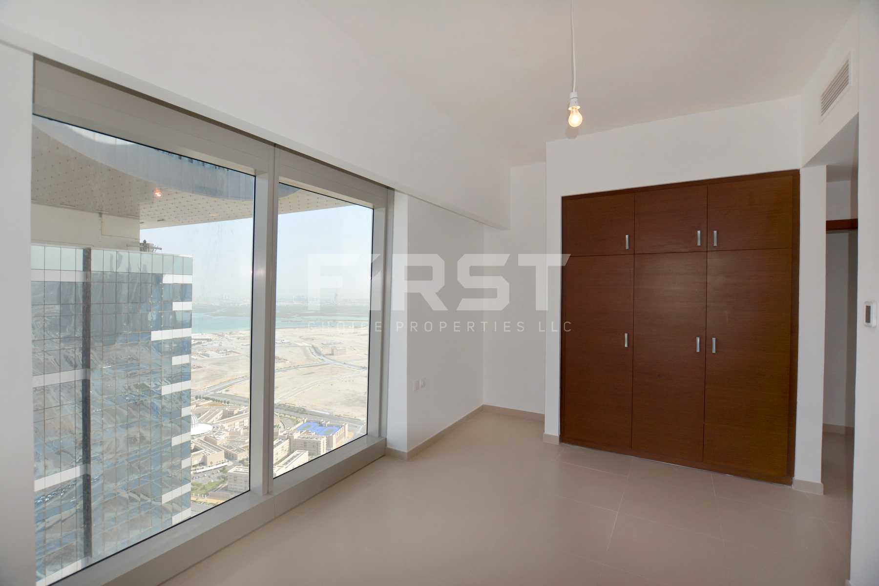Internal Photo of 3 Bedroom Apartment in The Gate Tower Shams Abu Dhabi Al Reem Island Abu Dhabi UAE (19).jpg