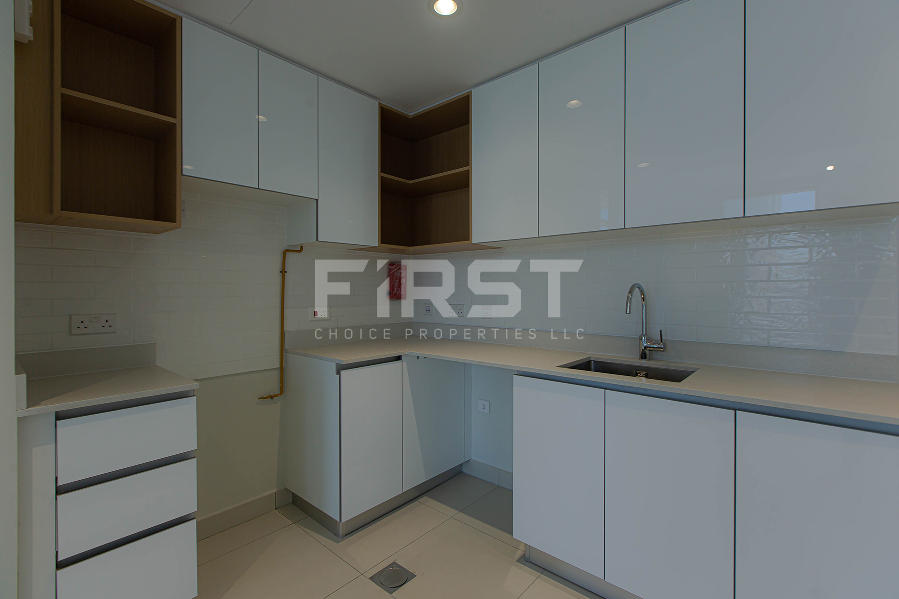 Internal Photo of 2 Bedroom Apartment in Reflection Shams Abu Dhabi Al Reem Island Abu Dhabi UAE (12).jpg