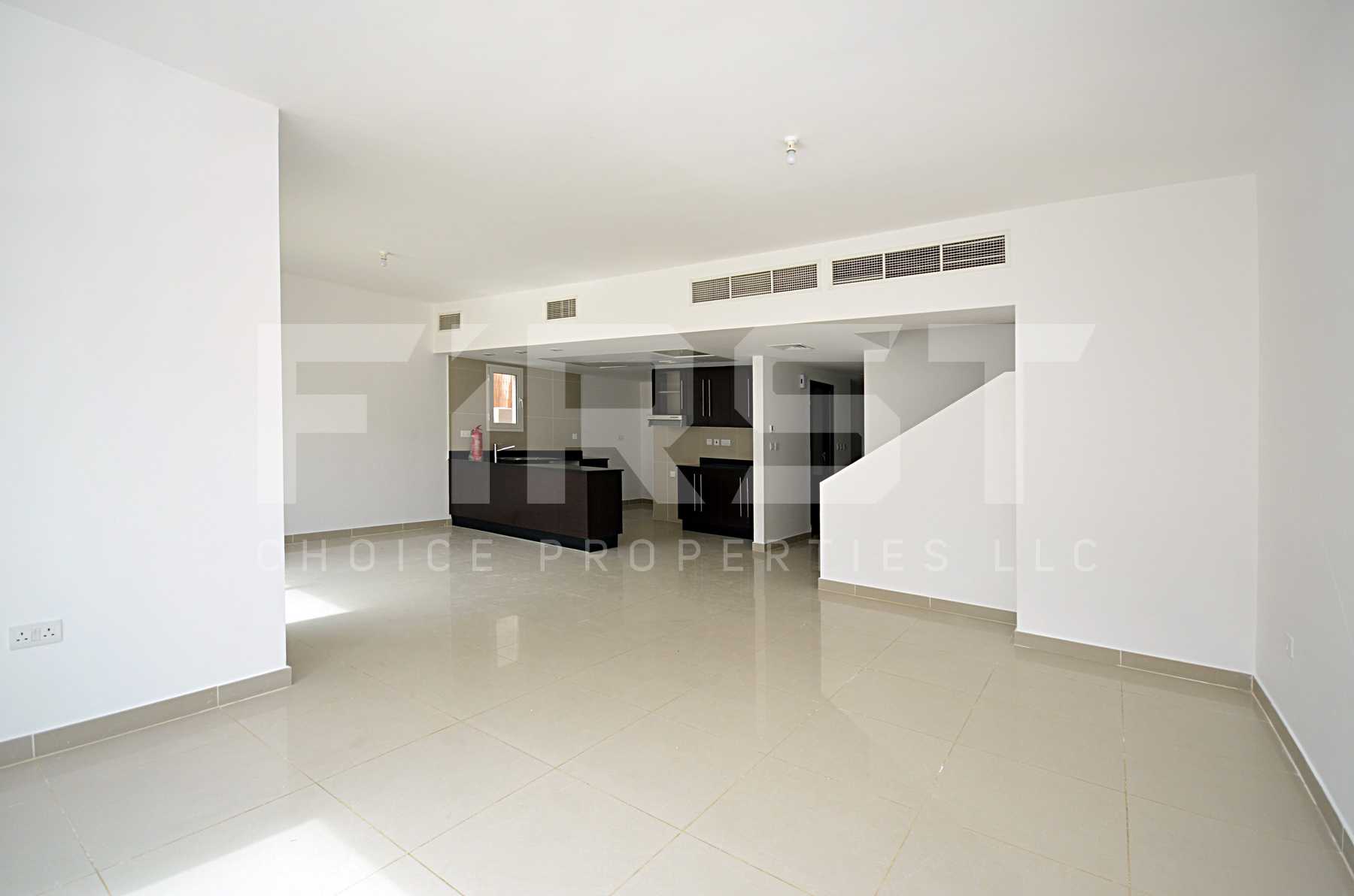 Internal Photo of 4 Bedroom Villa in Al Reef Villas Al Reef Abu Dhabi UAE 265.5 sq.m 2858 sq.ft (41).jpg