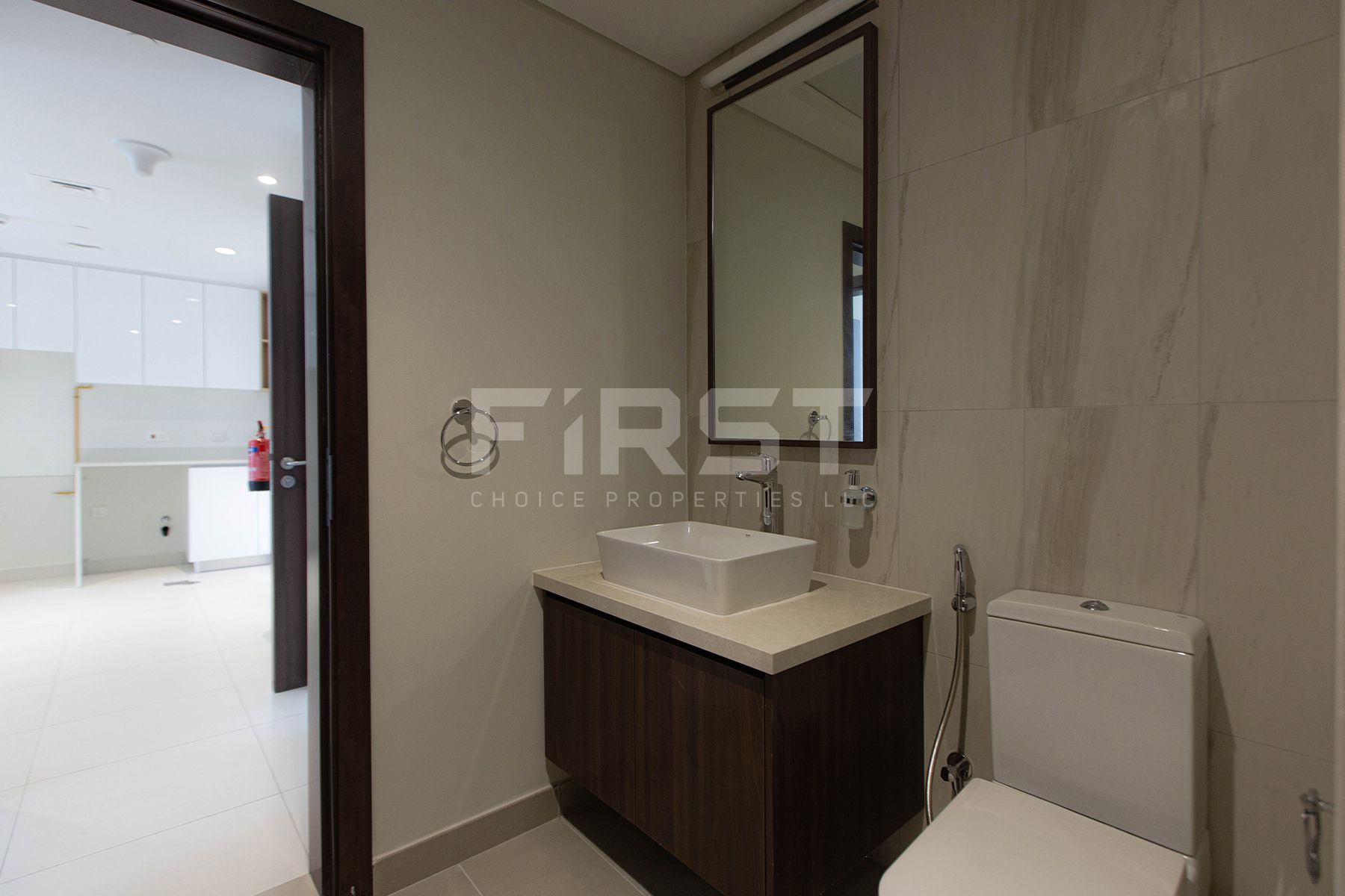 Internal Photo of 1 Bedroom Apartment in Reflection Shams Abu Dhabi Al Reem Island Abu Dhabi UAE (10).jpg