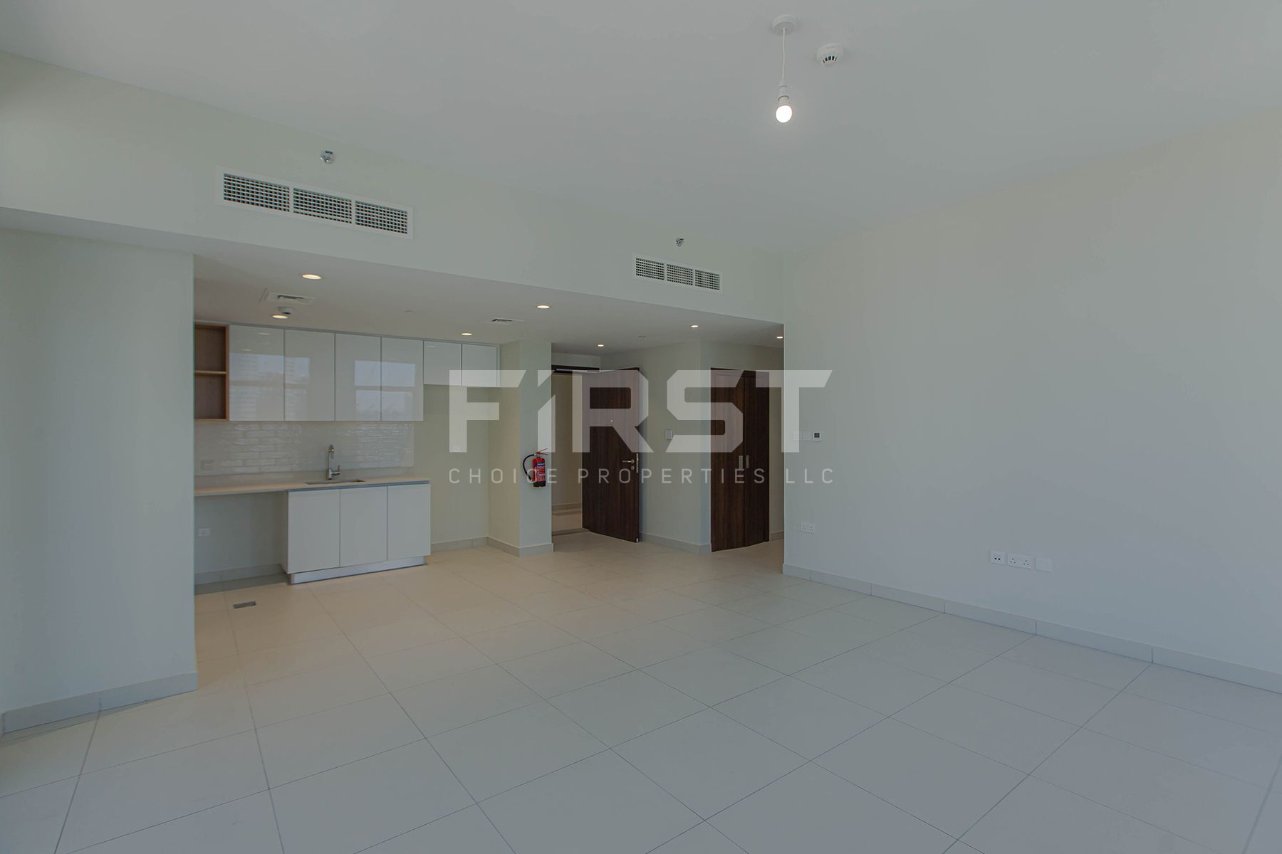 Internal Photo of 2 Bedroom Apartment in Reflection Shams Abu Dhabi Al Reem Island Abu Dhabi UAE (3).jpg