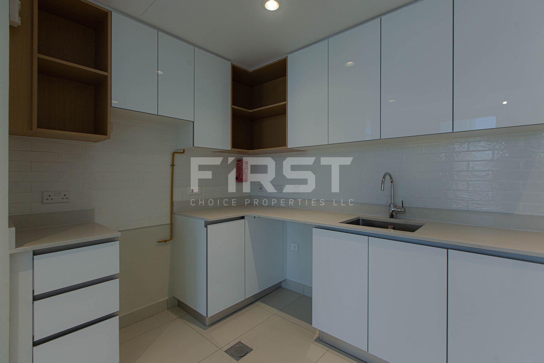 Internal Photo of 2 Bedroom Apartment in Reflection Shams Abu Dhabi Al Reem Island Abu Dhabi UAE (6).jpg