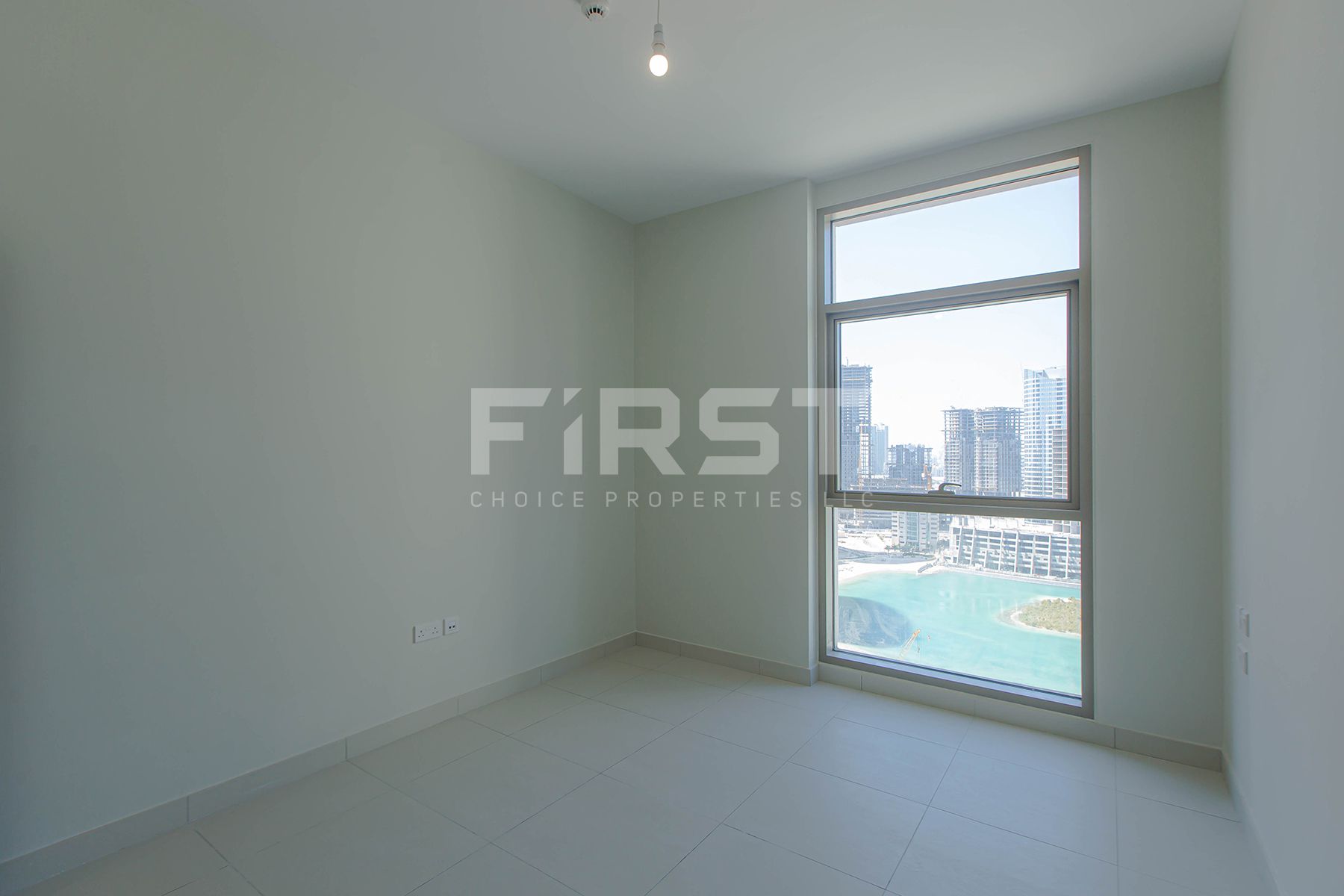 Internal Photo of 2 Bedroom Apartment in Reflection Shams Abu Dhabi Al Reem Island Abu Dhabi UAE (7).jpg